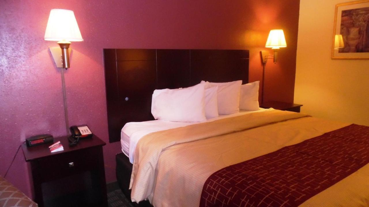 Red Roof Inn & Suites Oklahoma City Southwest Extérieur photo